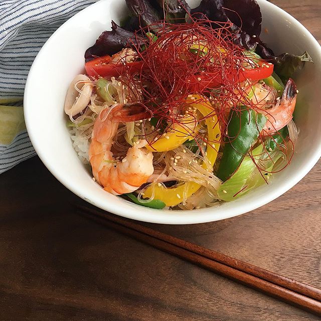 海鮮塩チャプチェ丼