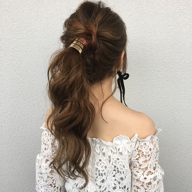 無造作ヘアアレンジ2