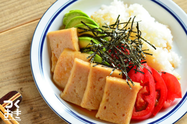 ランチョンミートとアボガドの照り焼きごはん