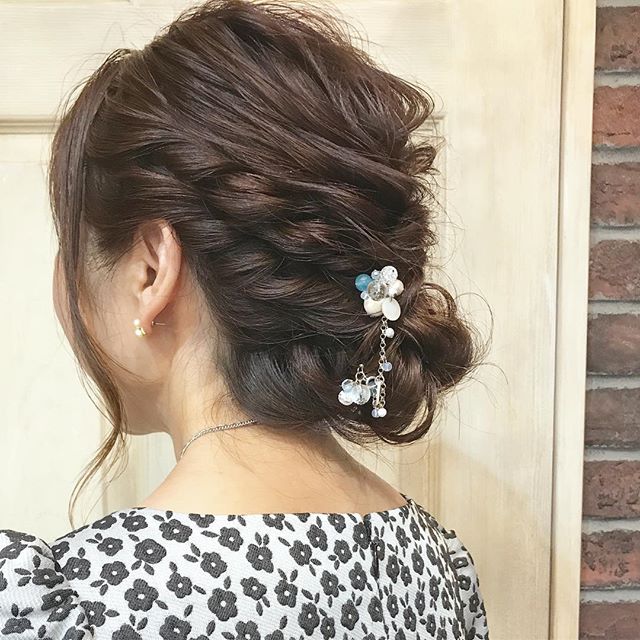 ヘアアクセサリー×シニヨン