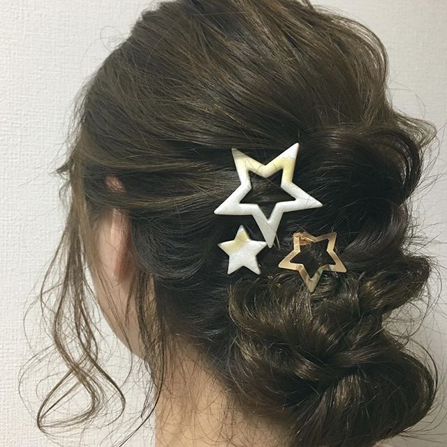 ヘアアクセサリー×シニヨン2