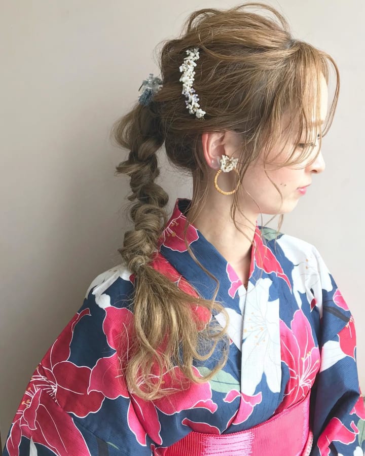 パーマを生かしたヘアアレンジ15