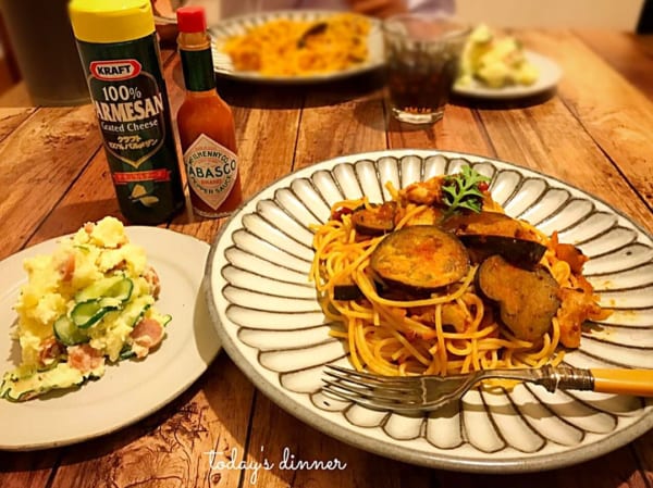 チキンとなすのトマトソースパスタ