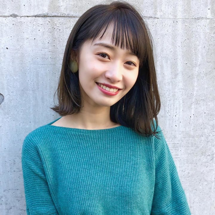 逆三角形さんに似合うオン眉ヘアスタイル2