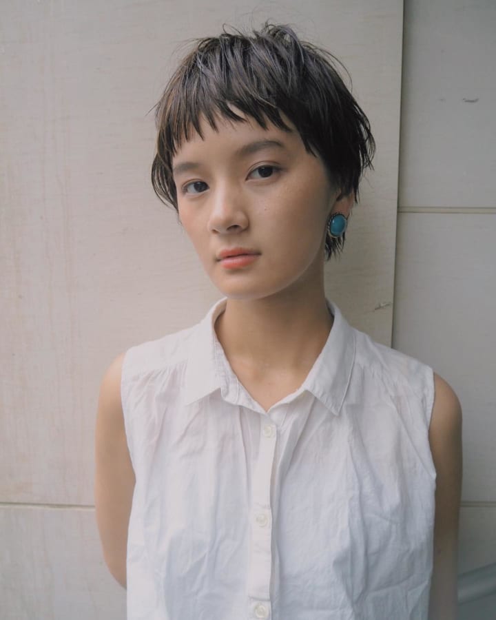 ベース型さんに似合うオン眉ヘアスタイル