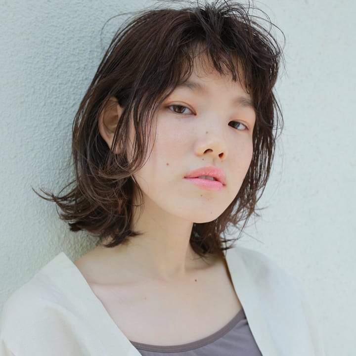 ベース型さんに似合うオン眉ヘアスタイル3