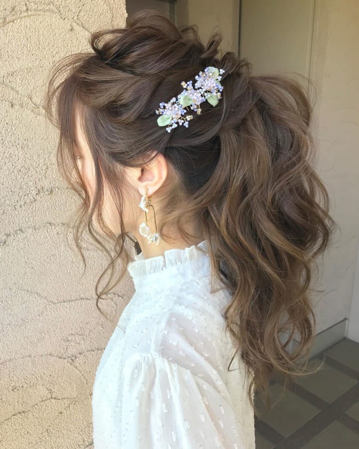 パーマを生かしたヘアアレンジ9