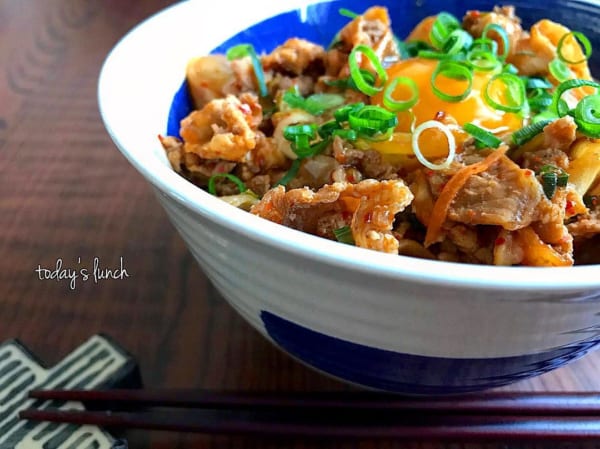 豚キムチ丼