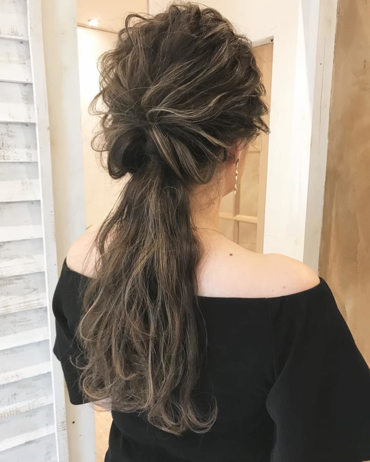 パーマを生かしたヘアアレンジ11