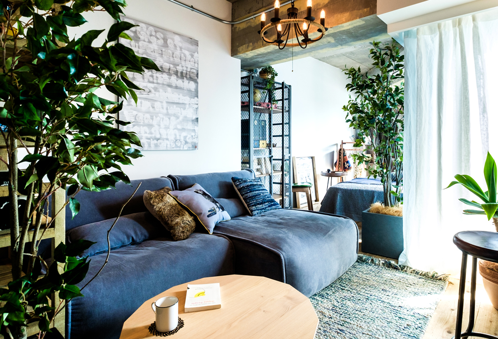 限られたスペースにはどんなテーブルを合わせたらいいの 一人暮らしのテーブル事情 Folk