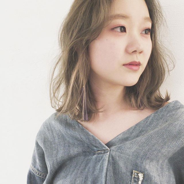 かきあげバングで今どきなヘアスタイルに！