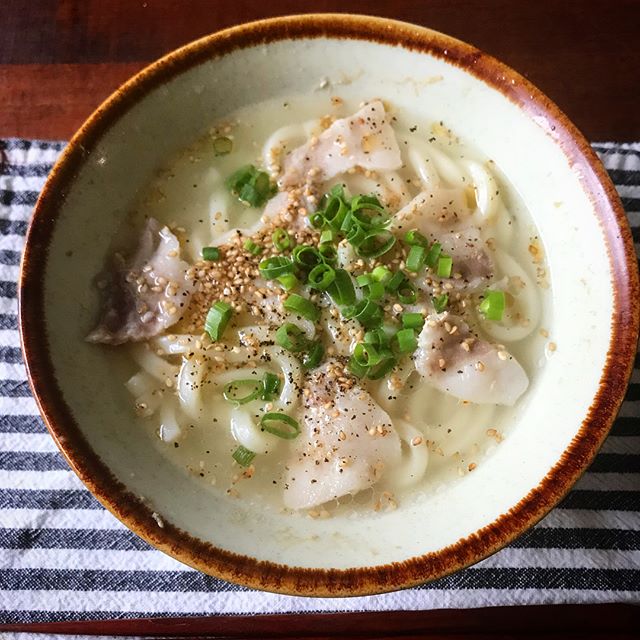 電子レンジで簡単！豚塩だれうどん