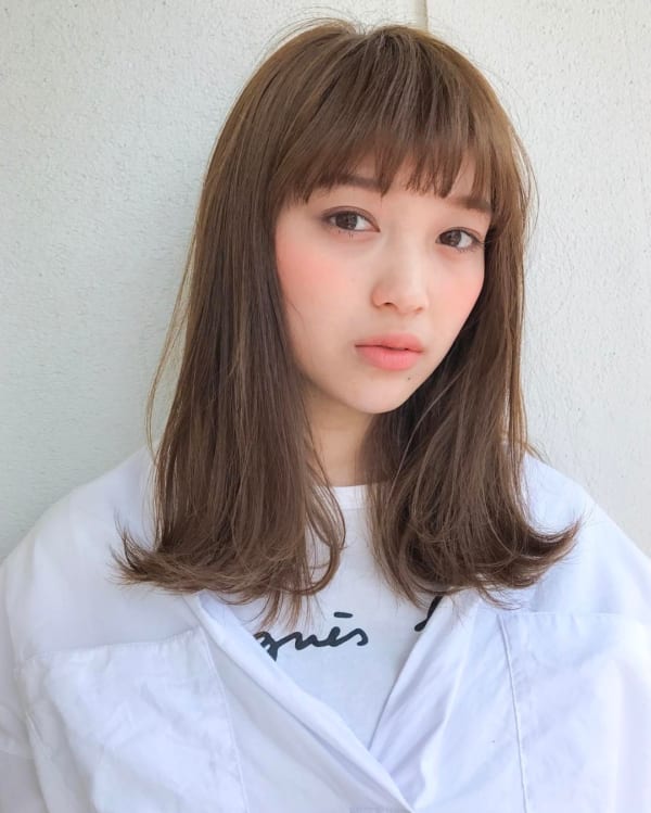 セミロング ヘアアレンジ 前髪あり2