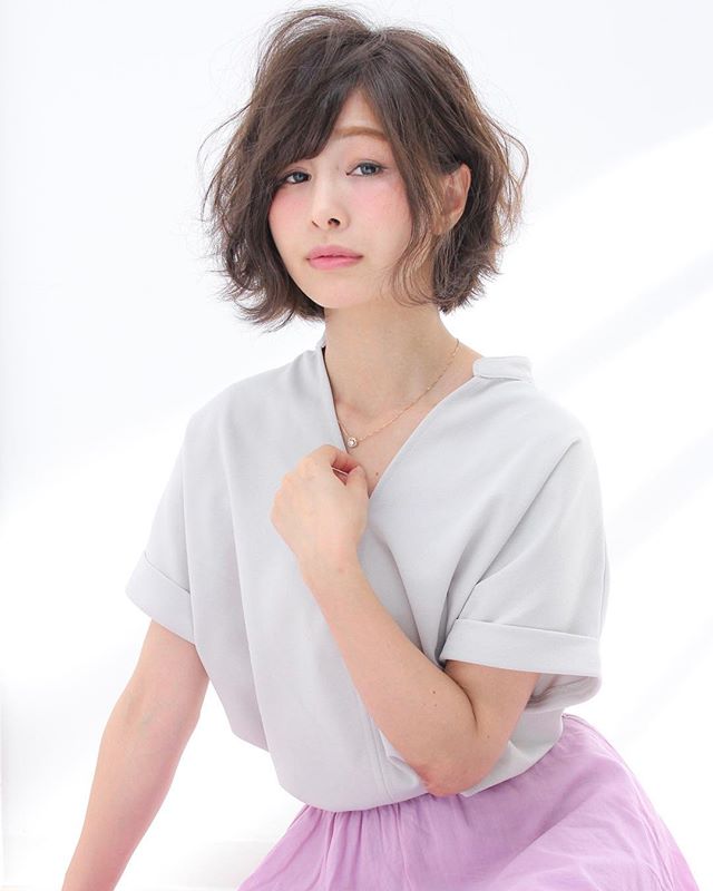 パーマボブ 耳かけヘアスタイル6