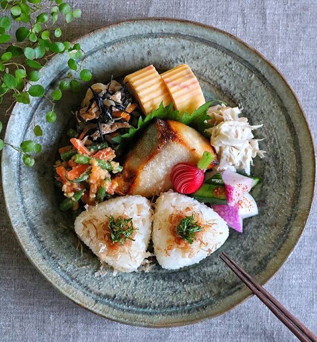 お弁当におすすめの料理！ぶりの塩麹焼き