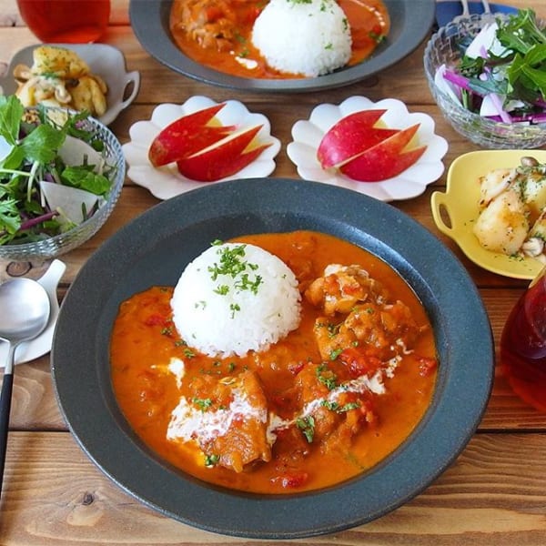 濃厚で人気の料理！バターチキンカレー