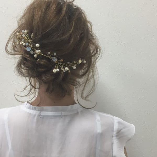 ナチュラルな雰囲気に合わせたヘアアレンジ