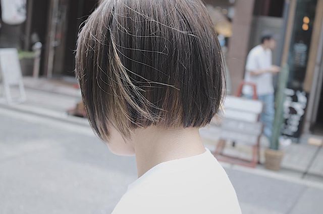 ショートカット ヘアカラー ダークブラウン3