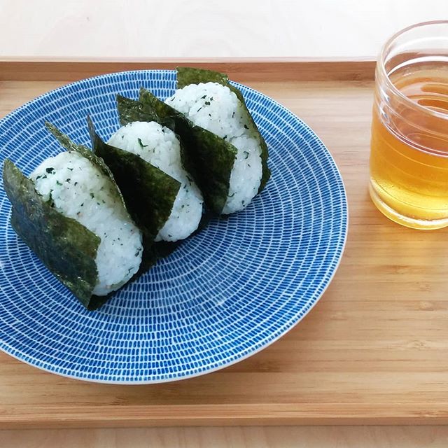 シンプルな北欧食器7