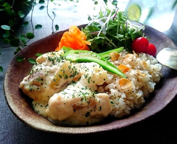 カリフラワーと鶏肉のクリーム煮