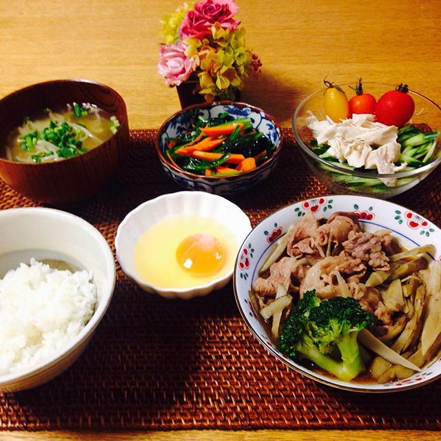 おすすめレシピに！牛バラ肉とゴボウのすき煮