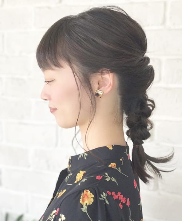 難しいテク要らずの三つ編みが化けるヘアアレンジ