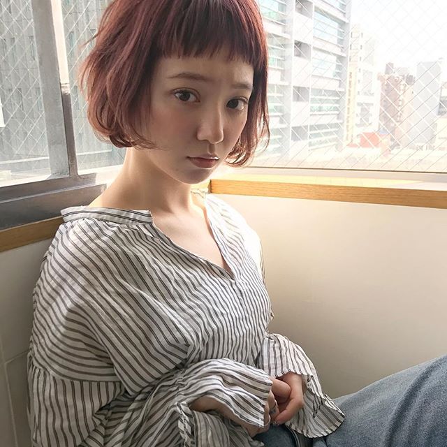 前髪あり ボブヘア ヘアカラー5