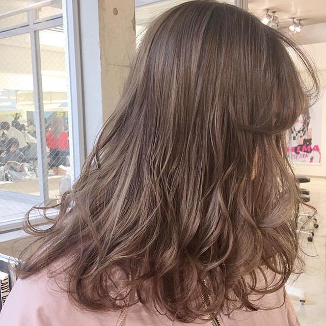 30代女性に似合うヘアカラー19