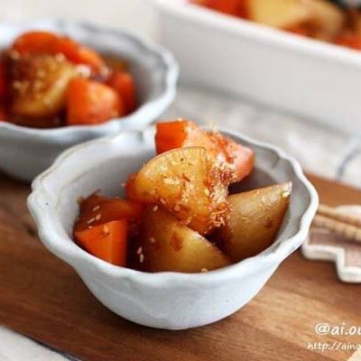 簡単煮物！にんじんと大根の照り煮