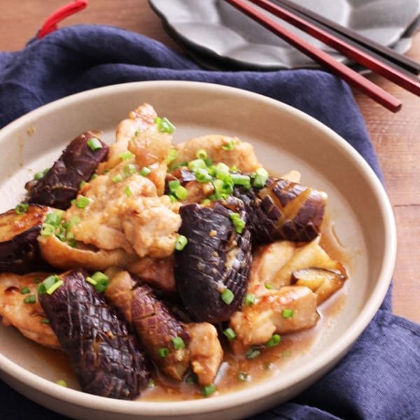 作り置きに人気！鶏肉と茄子の簡単味噌炒め