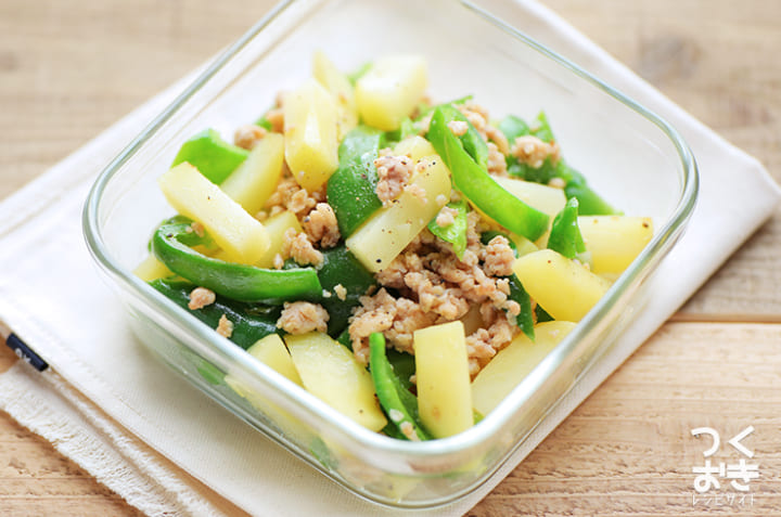 作り置き料理に！ピーマンとひき肉の塩麹炒め