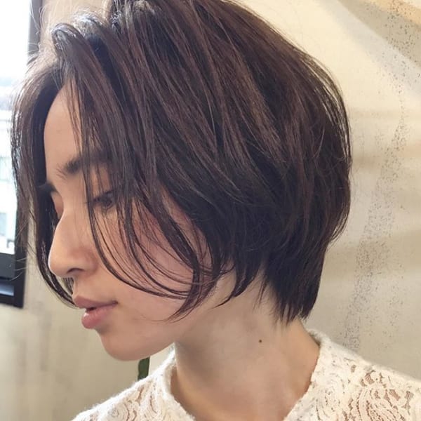 大人のショートヘアを楽しむグラデーション