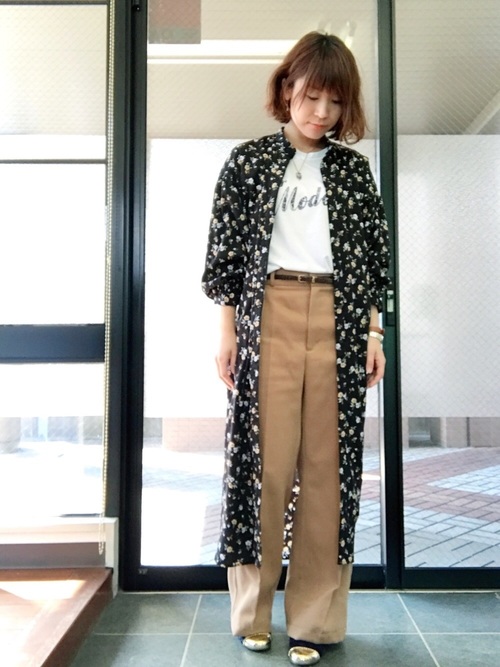 花柄シャツワンピース×センタープレスパンツ