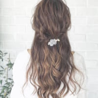 バレンタインにおすすめのヘアアレンジ集♡夜まで崩れない大人可愛い髪型をご紹介