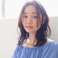 頬骨を綺麗にカバーできる髪型を知りたい！小顔見えが叶う大人可愛いヘアスタイル