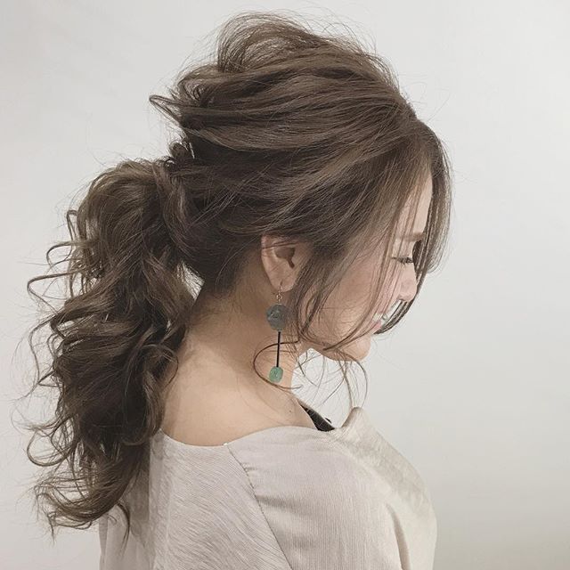 スーツ ヘアアレンジ ポニーテール2