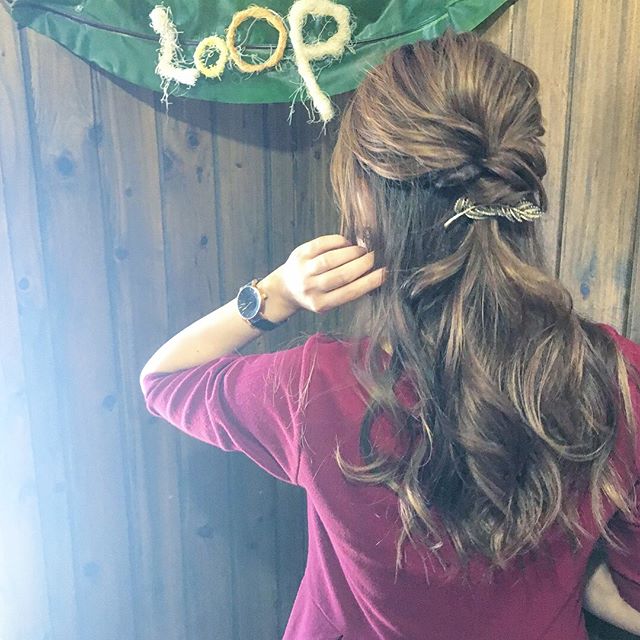 スーツ ヘアアレンジ ハーフアップ3