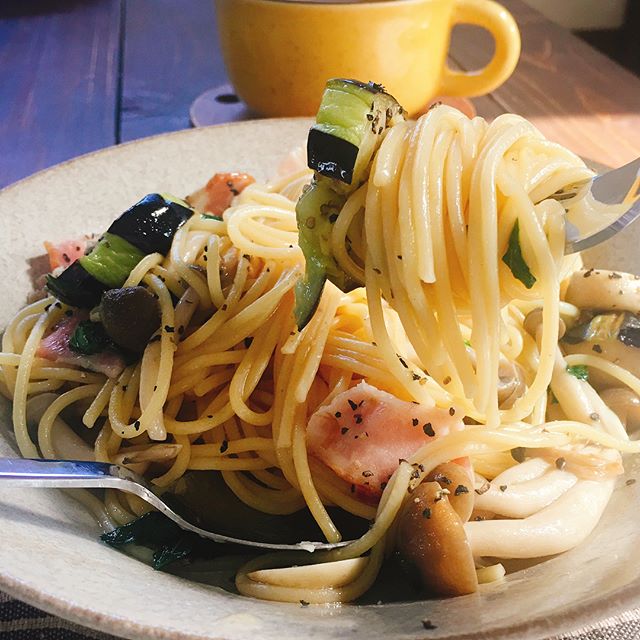 人気レシピ！茄子ときのこの付け合わせ和風パスタ