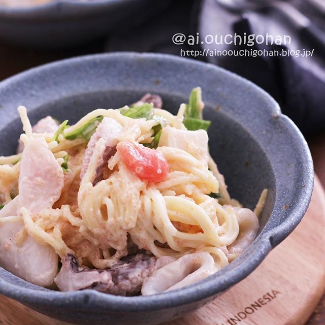 煮魚に明太イカのデリ風付け合わせサラスパ