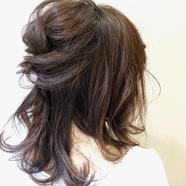 ゆる可愛い外国人風ハーフアップヘアアレンジ