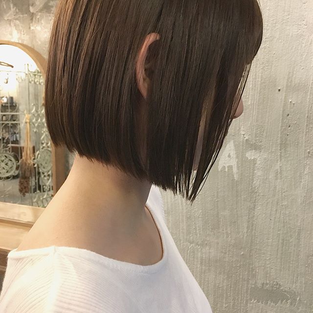 おすすめ暗髪ヘアカラー×ボブ