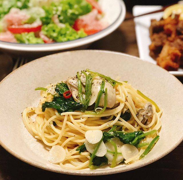 付け合わせに！簡単牡蠣とほうれん草のパスタ