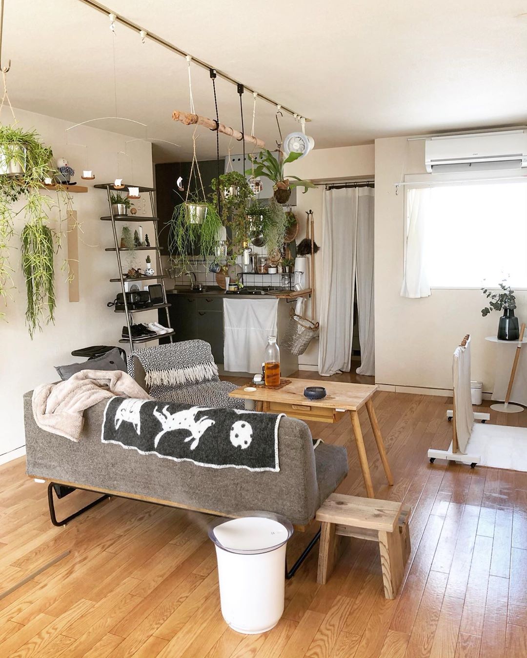 一人暮らしでもおしゃれな家に住みたい方必見 お手本にしたいインテリア実例 Folk