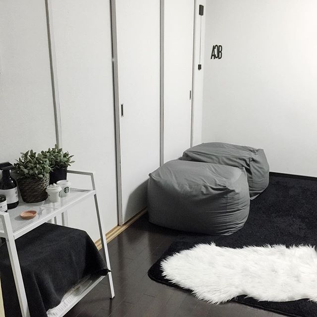 狭い部屋にソファを置くコツ《一人暮らし》6