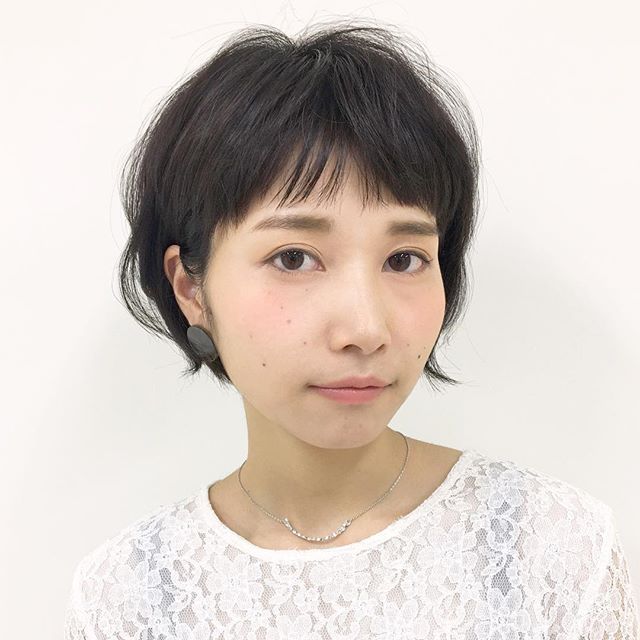 お呼ばれに最適なきちんとしたヘアスタイル