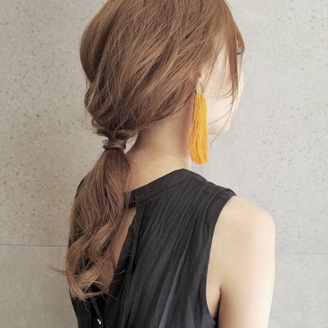 おしゃれなロングのヘアアレンジ