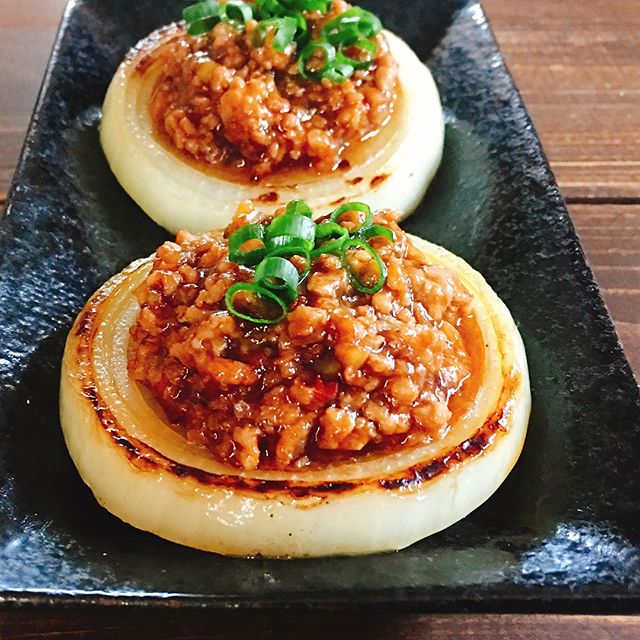 豚ひき肉で作るおかず！玉ねぎソテーの肉味噌