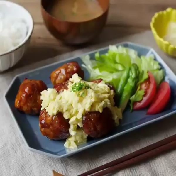 人気の夕食メニューに！豚こま南蛮のカレータルタル