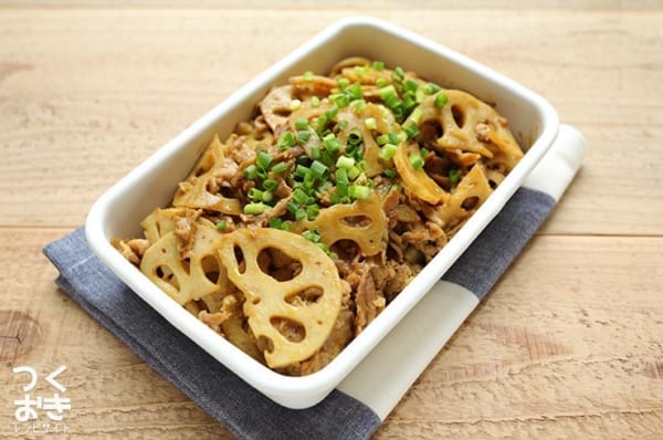 簡単なおかずのレシピに豚肉とれんこんのカレー炒め