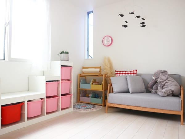 カラフル可愛いIKEAのアイテムを子供部屋に